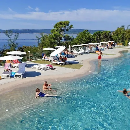 Mobile 641 - Jacuzzi, Sea View & Pool Side Selce