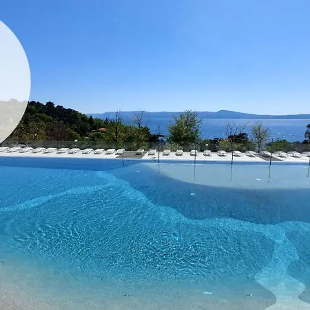 Mobile 641 - Jacuzzi, Sea View & Pool Side Selce
