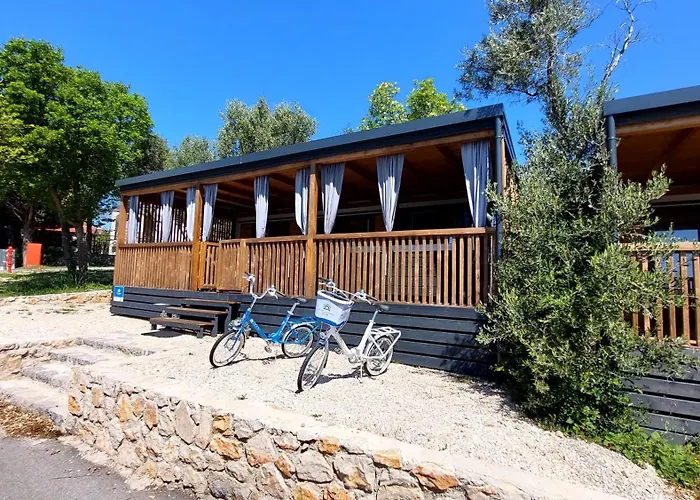 Mobile Homes - Alpe Jadran Mobil 641 キャンプ場