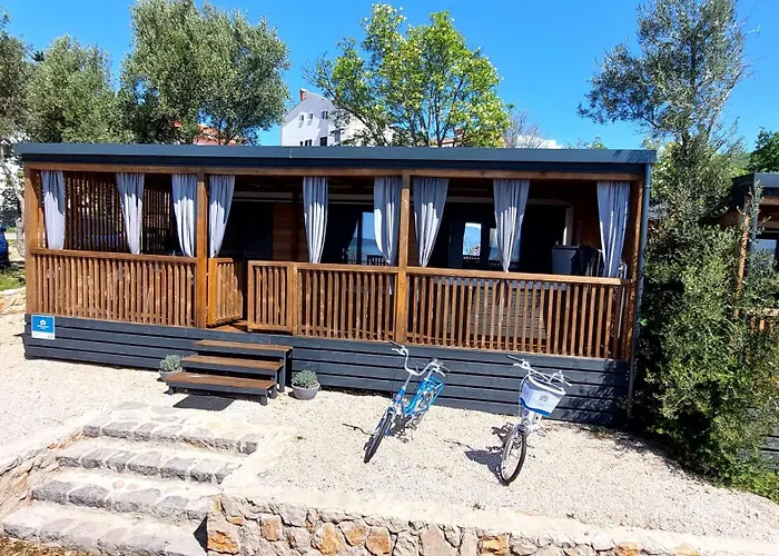キャンプ場 Mobile Homes - Alpe Jadran Mobil 641 セルツェ